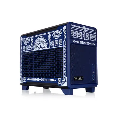 Thermaltake Компьютерный корпус Thermaltake TR100 Koralie Edition без Б/П